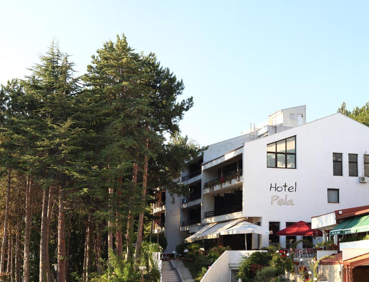 Hotel Pela Охрид Экстерьер фото