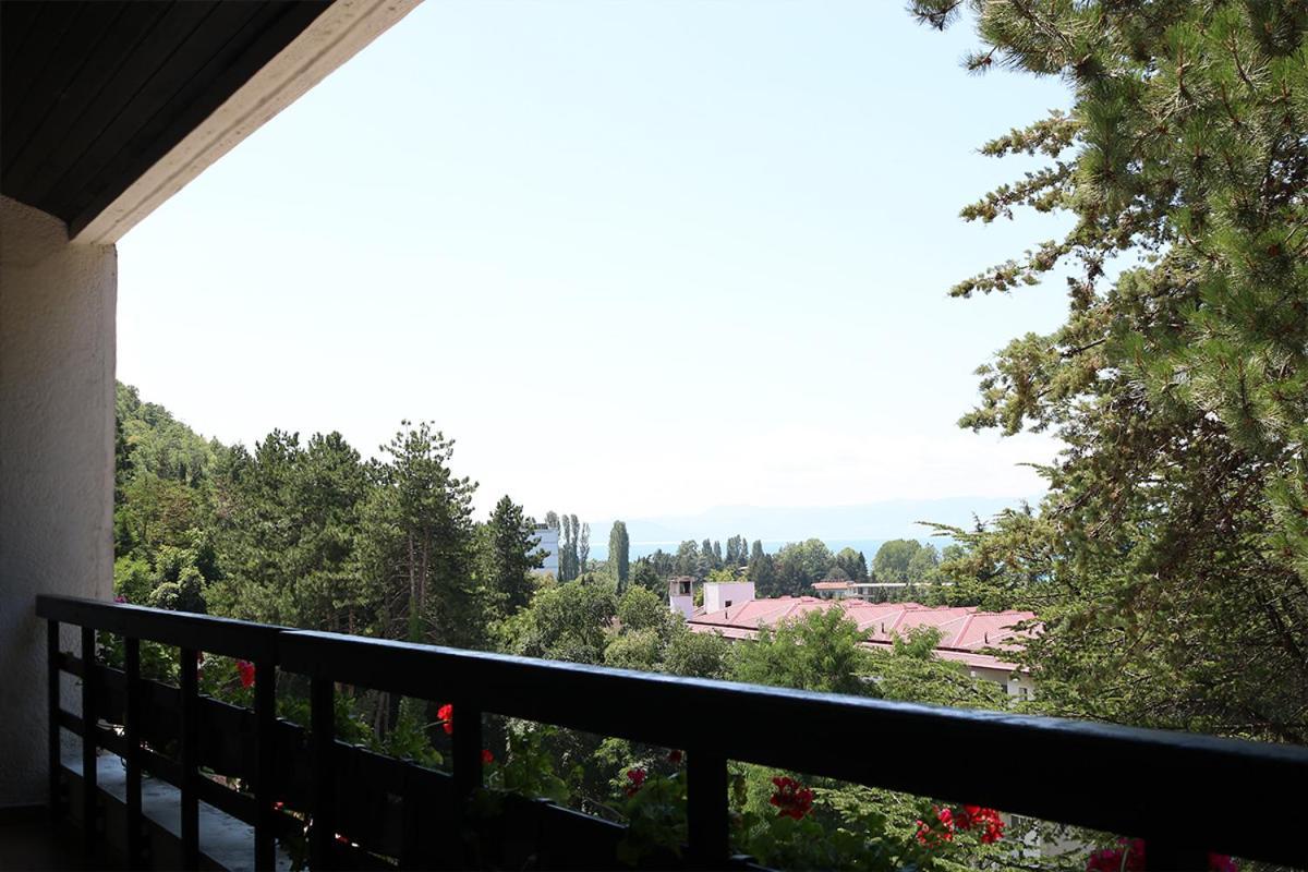 Hotel Pela Охрид Экстерьер фото