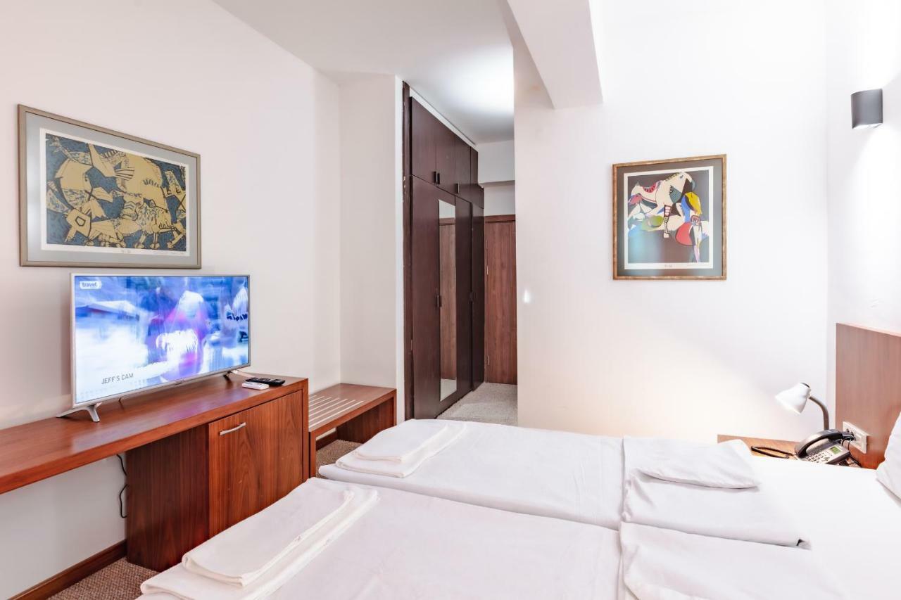 Hotel Pela Охрид Экстерьер фото