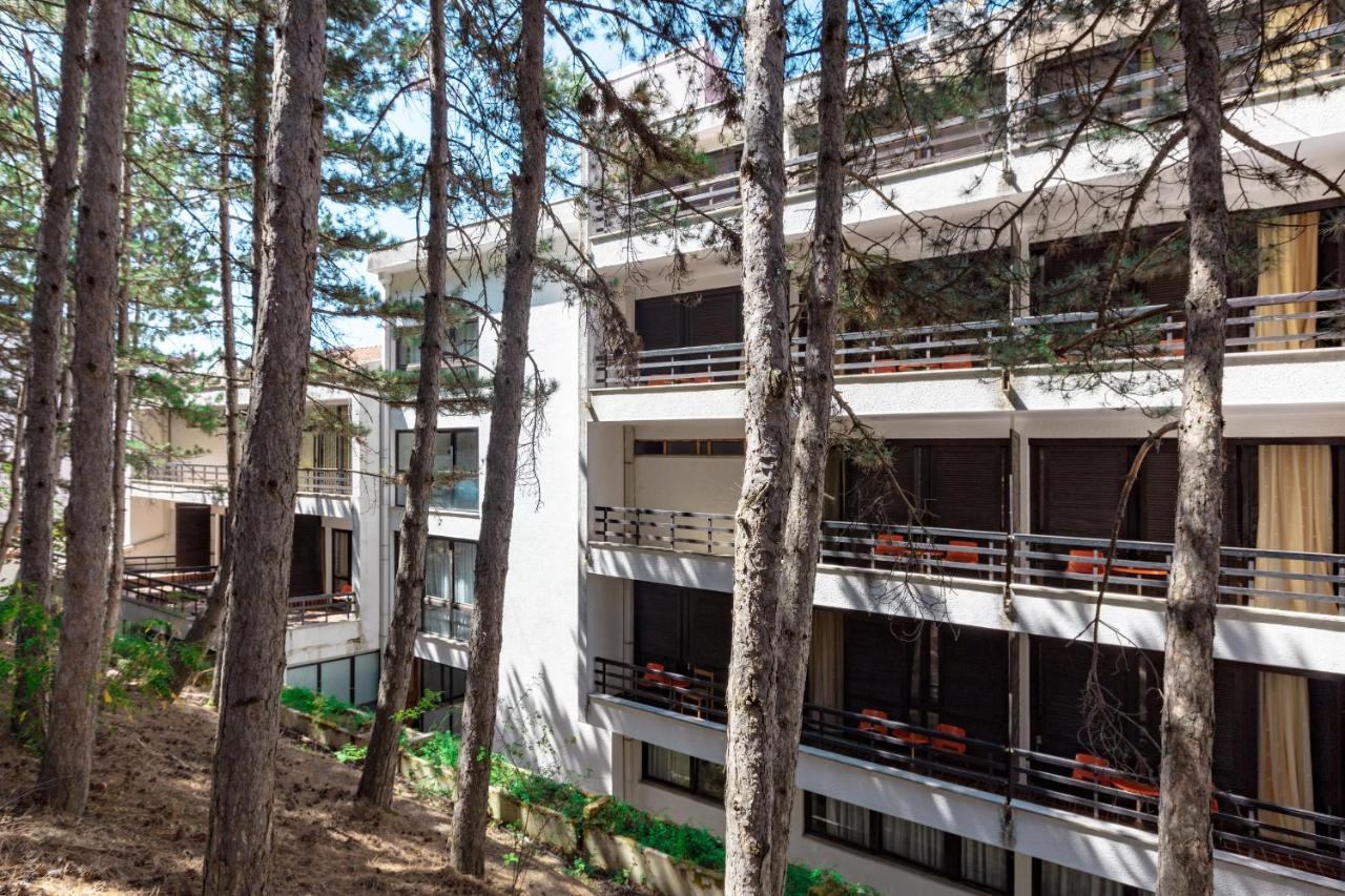 Hotel Pela Охрид Экстерьер фото